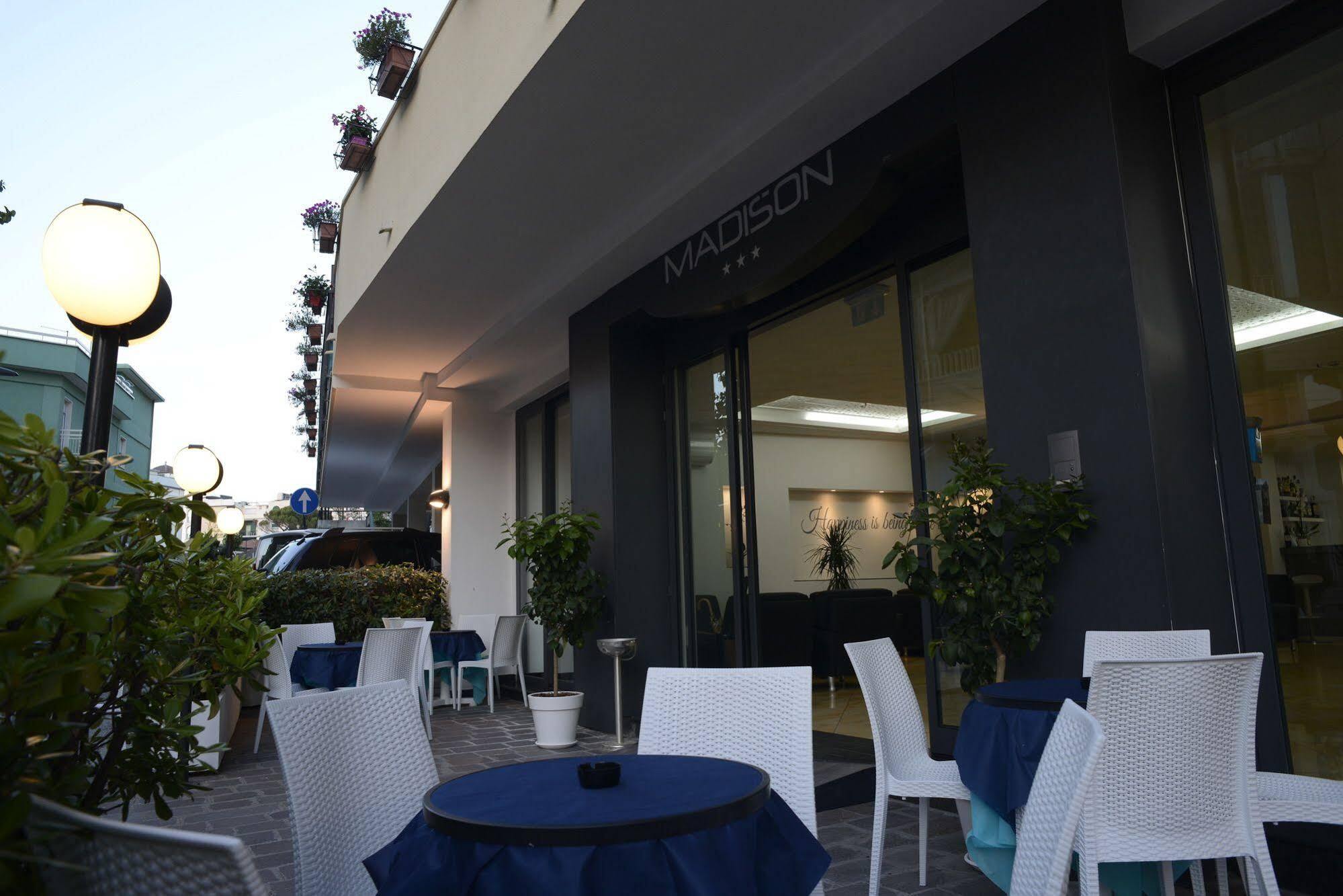 Hotel Madison Gabicce Mare Exterior foto