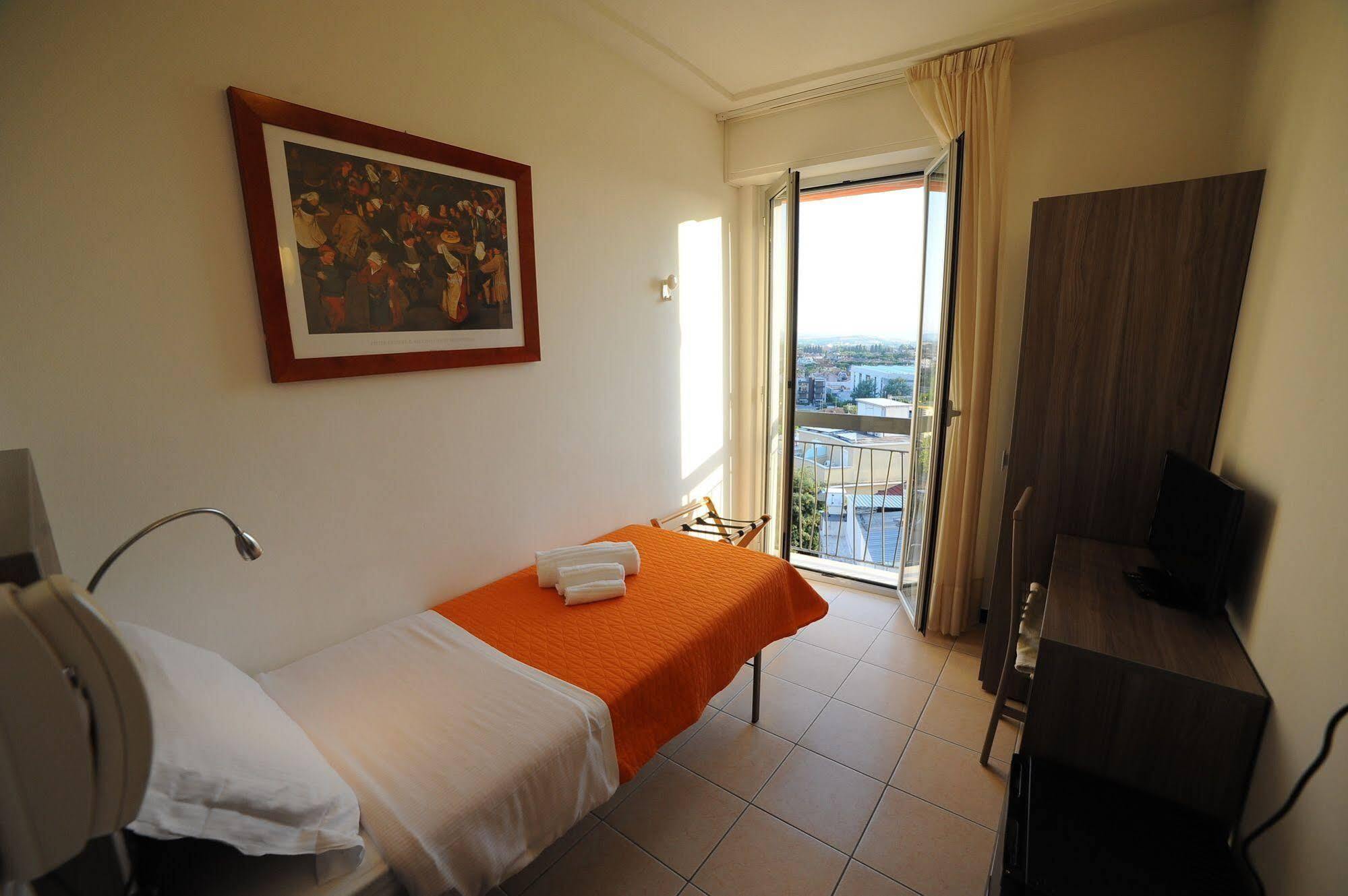 Hotel Madison Gabicce Mare Exterior foto