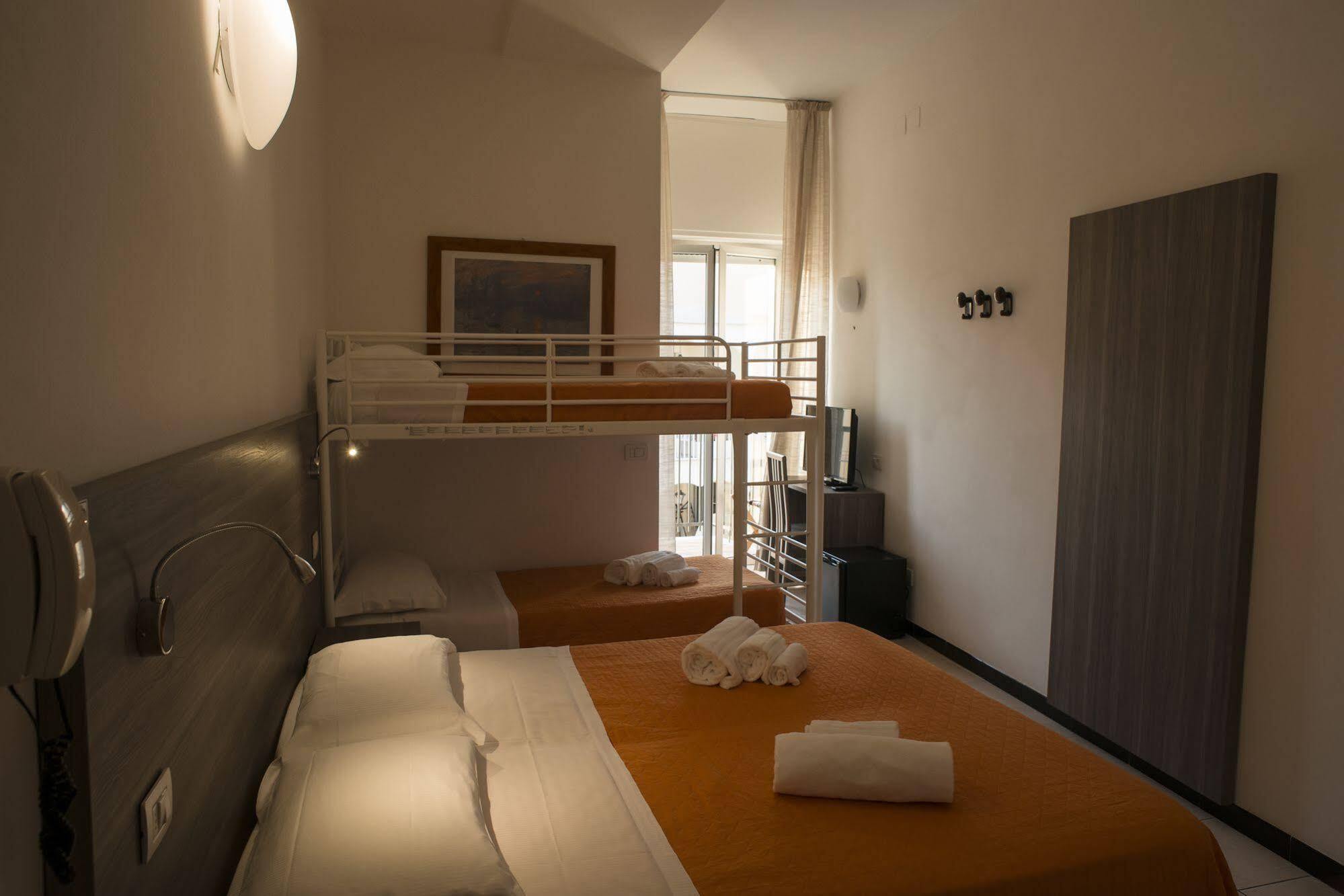 Hotel Madison Gabicce Mare Exterior foto